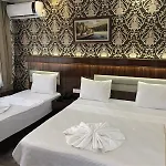 Elit Palace
