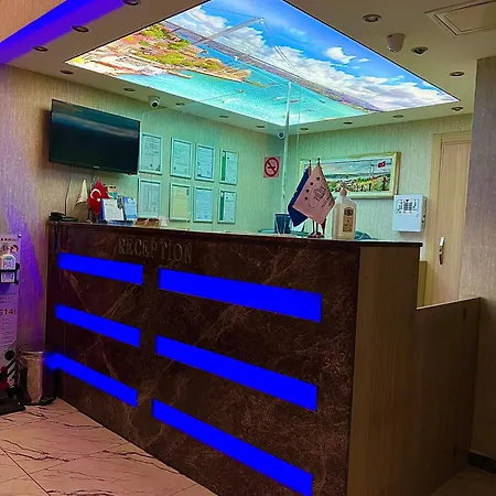 Elit Palace 4*